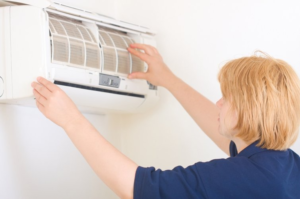 Do split AC need maintenance?